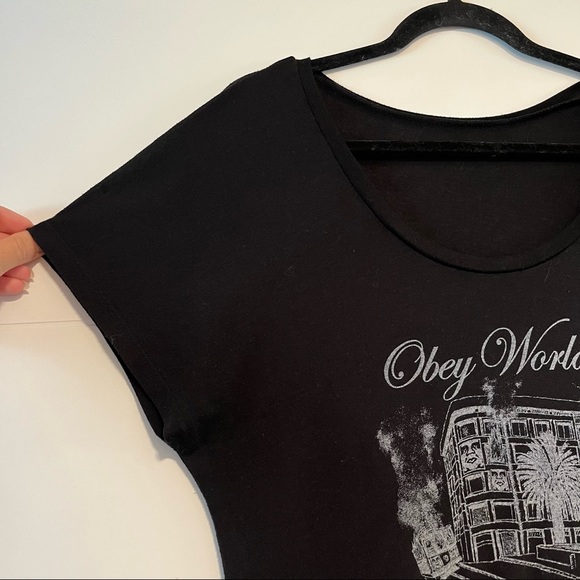 Obey | Oversized Slouchy Tee Shirt - Picture 2 of 12